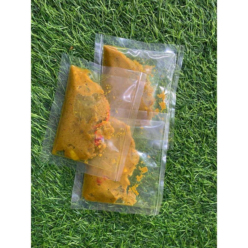 

Bumbu kuning Serani khas Juwana 50gr