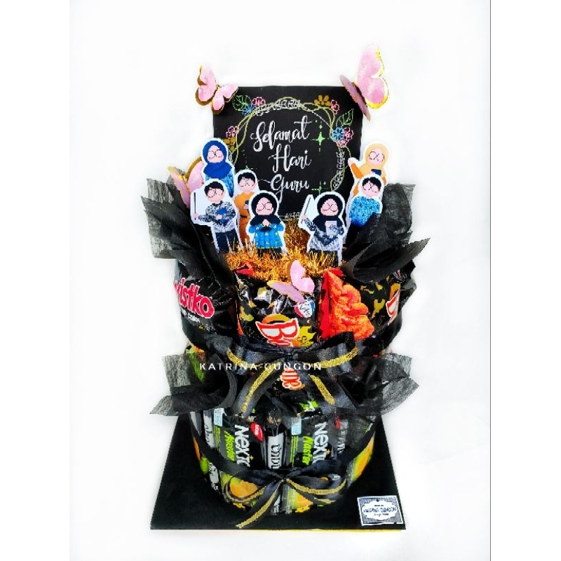 

Snack Tower 2 Tingkat (Custom Topper dan Ucapan)