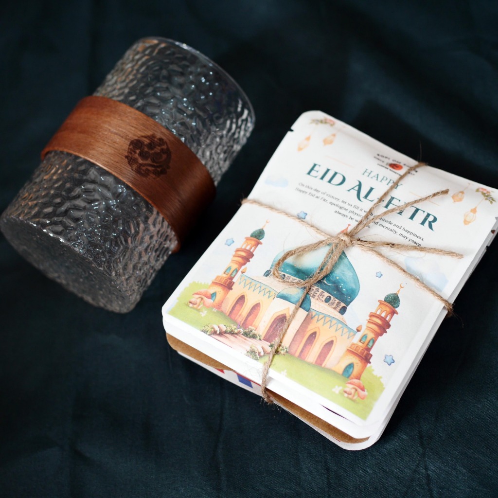 

Hampers Idul Fitri Lebaran Coffee Drip 5/ 10 Pcs + Gelas Raya Blend