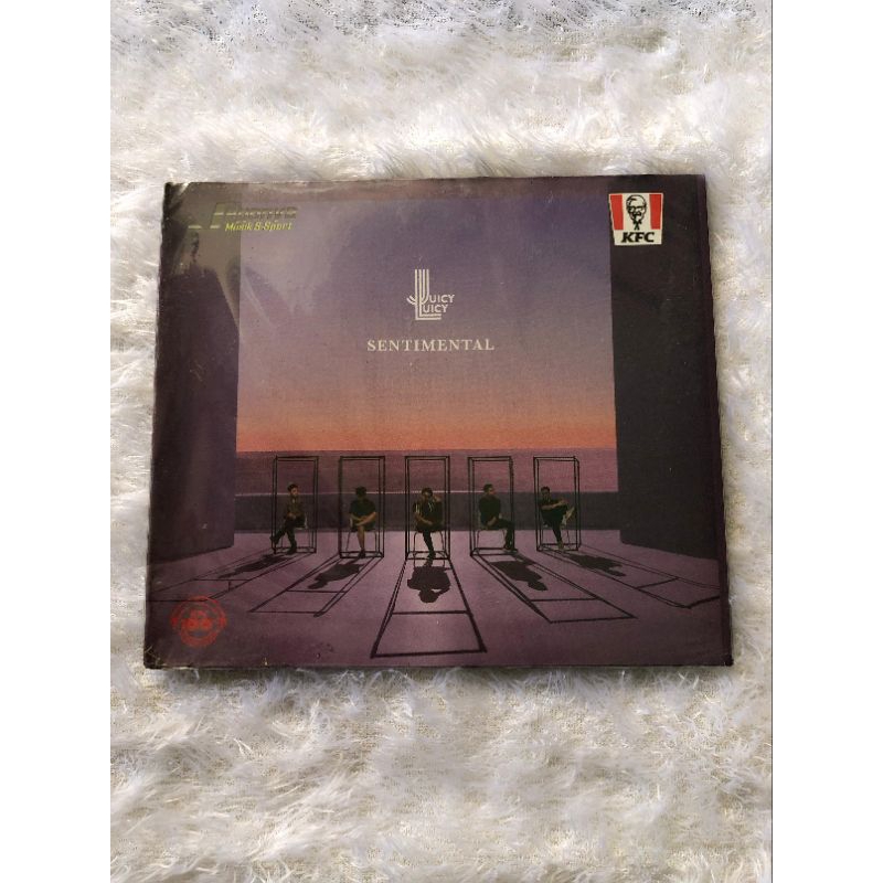 kaset cd juicy luicy album sentimental