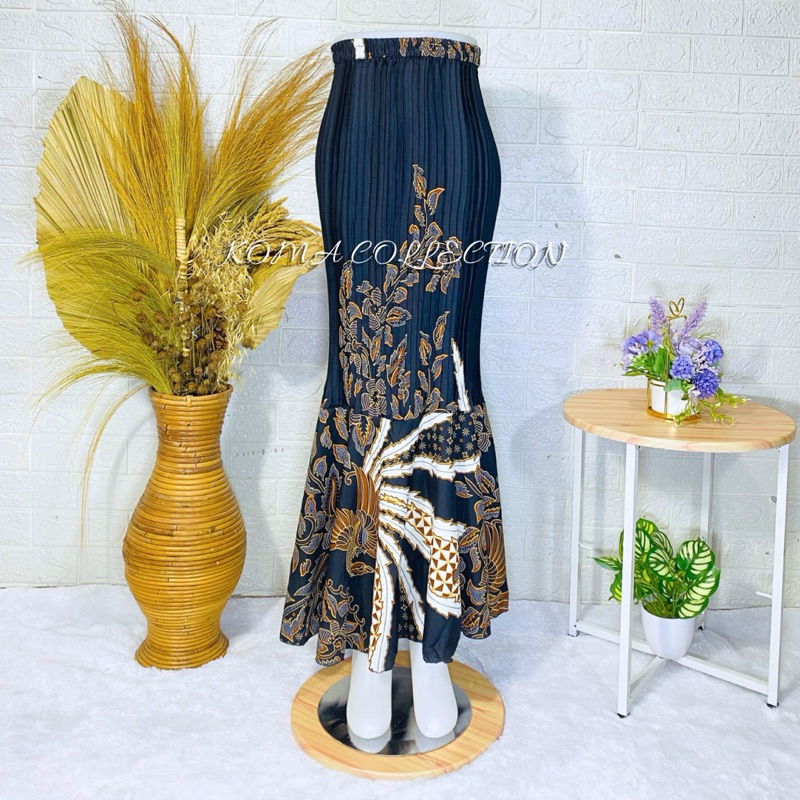 Rok Batik Duyung Plisket Cendrawasi Hitam S - Jumbo / Rok Bawahan Kebaya / Rok duyung / Rok wisuda /