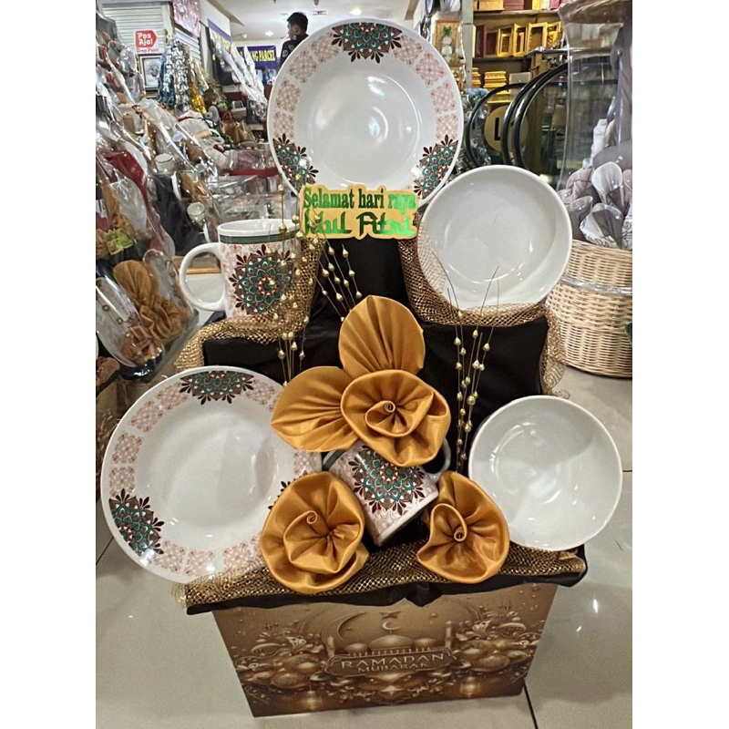 

parcel dinnerset/hampers pecah belah/hampers idul fitri 2025