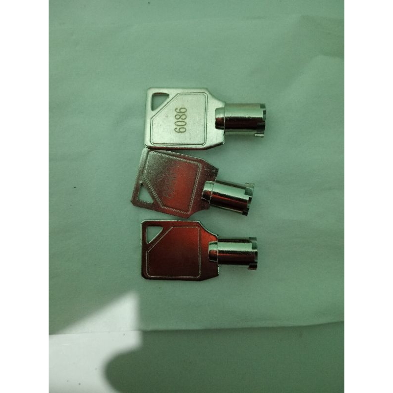 kunci mesin capit boneka 6086