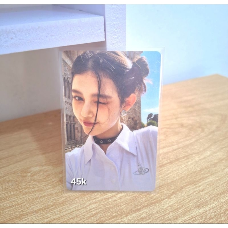 [BACA DESKRIPSI] Photocard Newjeans - 1st EP Newjeans Bag Ver [Danielle Wink]