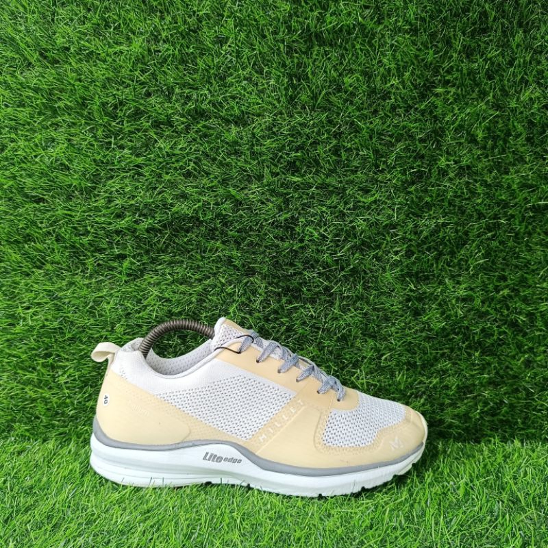 Sepatu Outdoor Millet Running Size 40