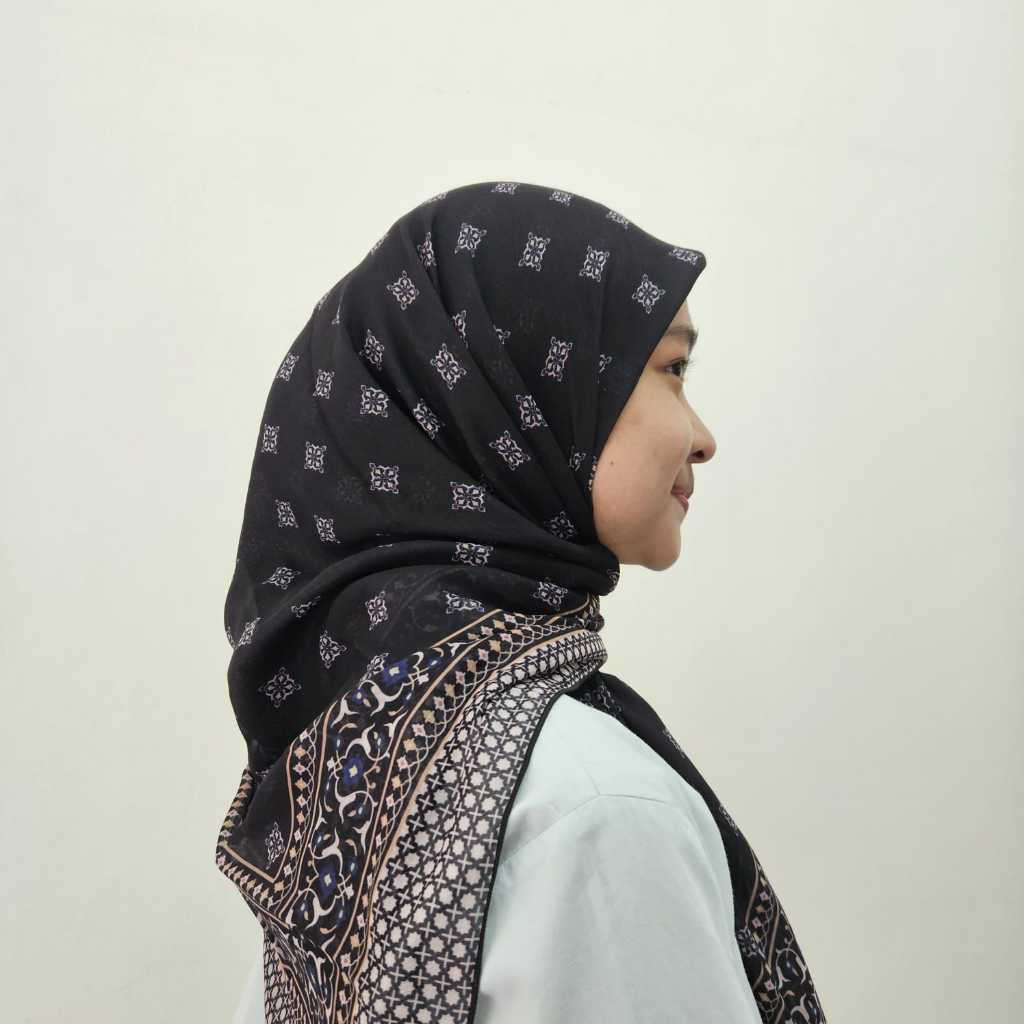 Luminous Beauty Veils - [SHAWLPUBLIKA] Hijab Segi Empat Shawlpublika/Hijab Segi Empat Motif Shawlpub