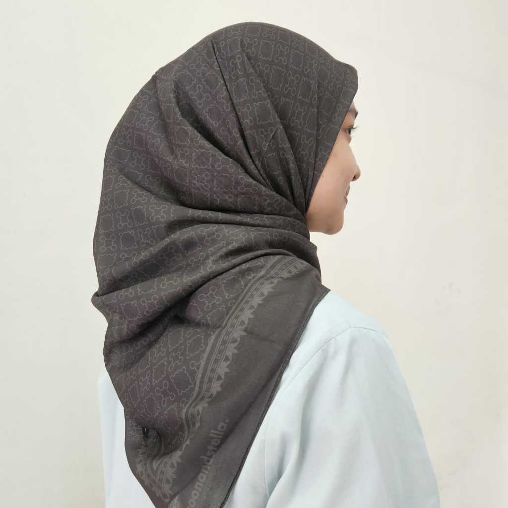 Luminous Beauty Veils - [MOONANDSTELLA] Hijab Segi Empat Moonandstella/Hijab Segi Empat Motif Moonan