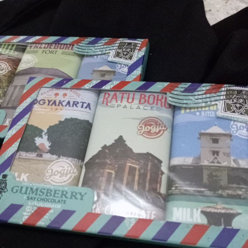 

Coklat Gumsberry 3 Gift