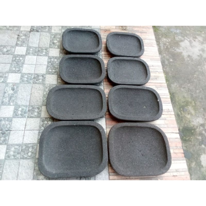 Cobek batu merapi dengan model Kotak