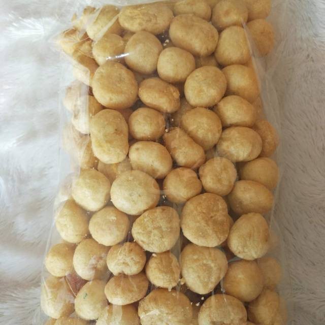 

Ada Snack - Krupuk ikan tengiri bulat enak gurih ikan tengiri