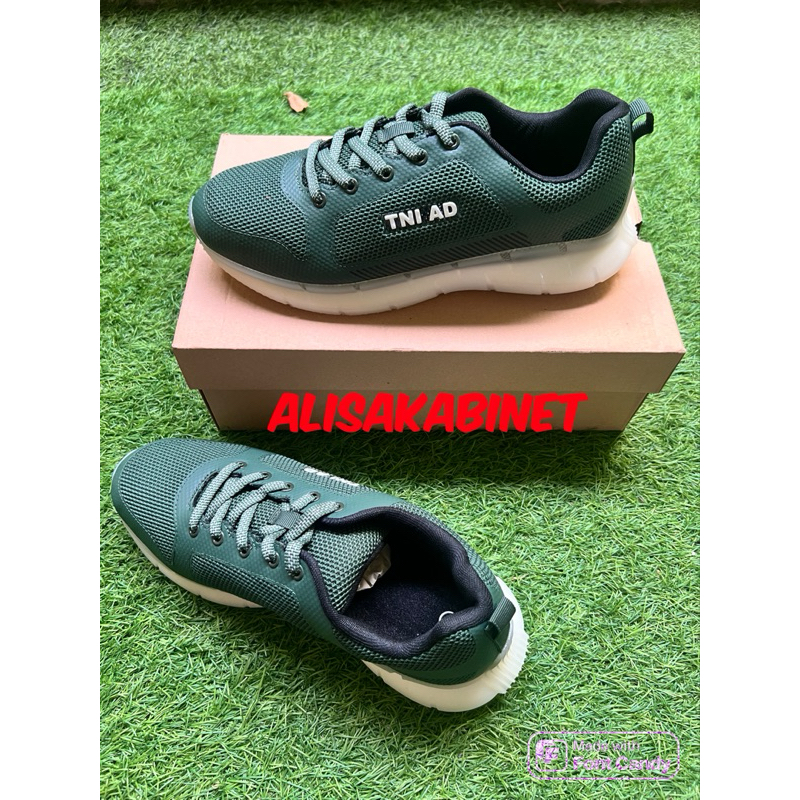 Sepatu Olahraga Hijau Jatah TNI AD