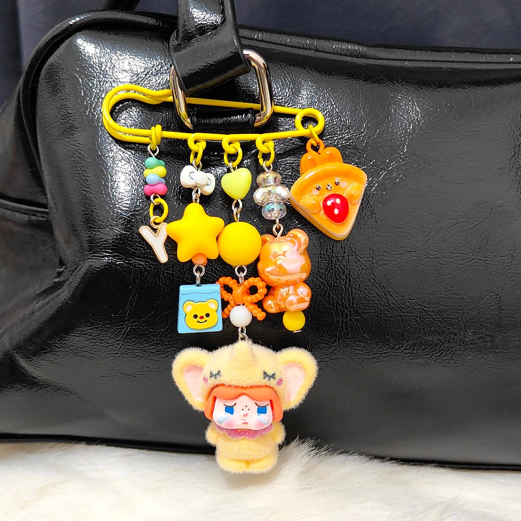 Gantungan Tas CryBaby / CryBaby Bagcharm