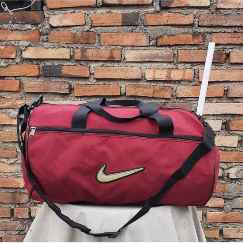 nike vintage duffel bag