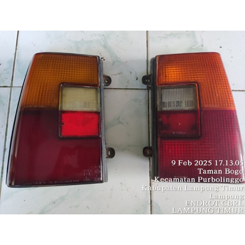 lampu belakang Daihatsu charade G11