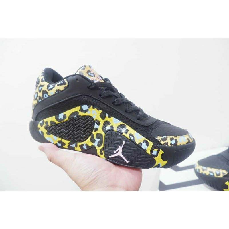 Sepatu Basket Air Jordan Jayson Tatum 2 Low Wild Animal