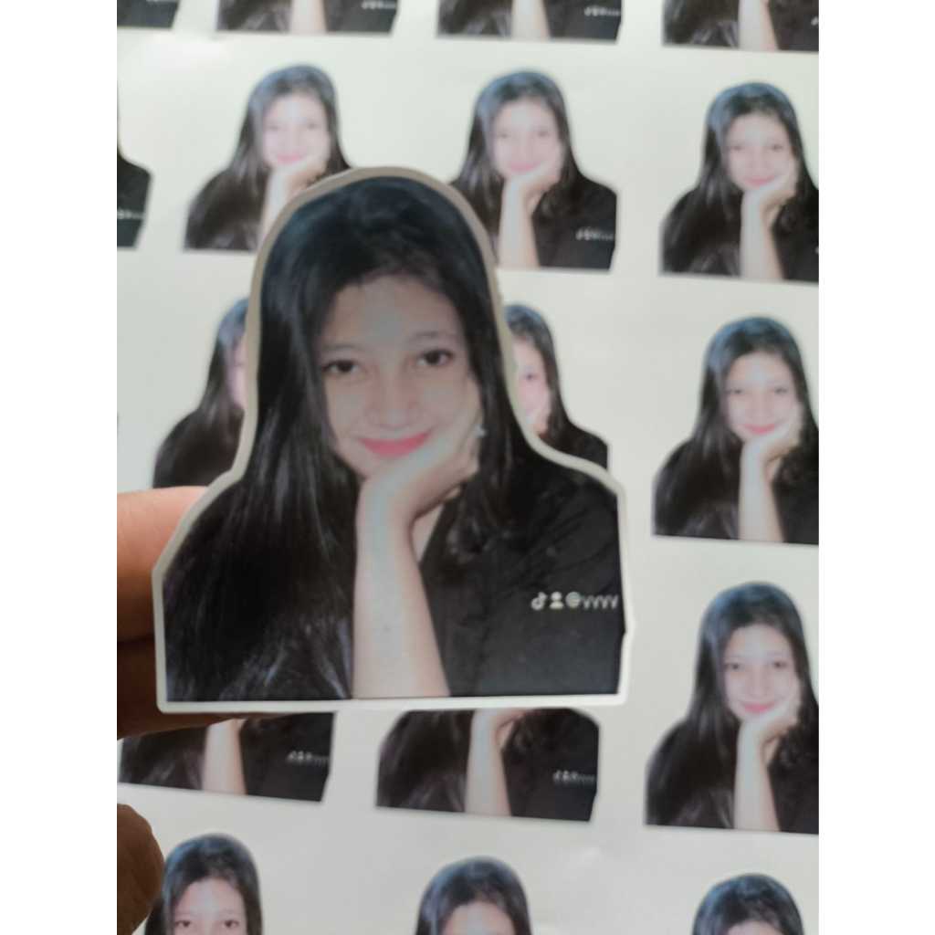 

Stiker Foto Cutting Anti Air