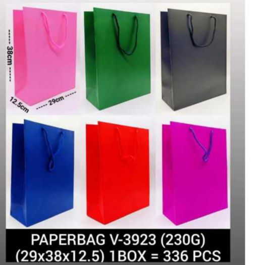 

Paperbag Tas Kertas Large/Paperbag Murah/ Tas Souvenir Kode 4001 L