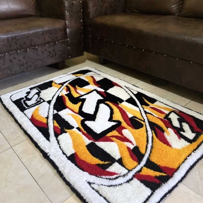 Custom Tufted Reverse Uno Rugs