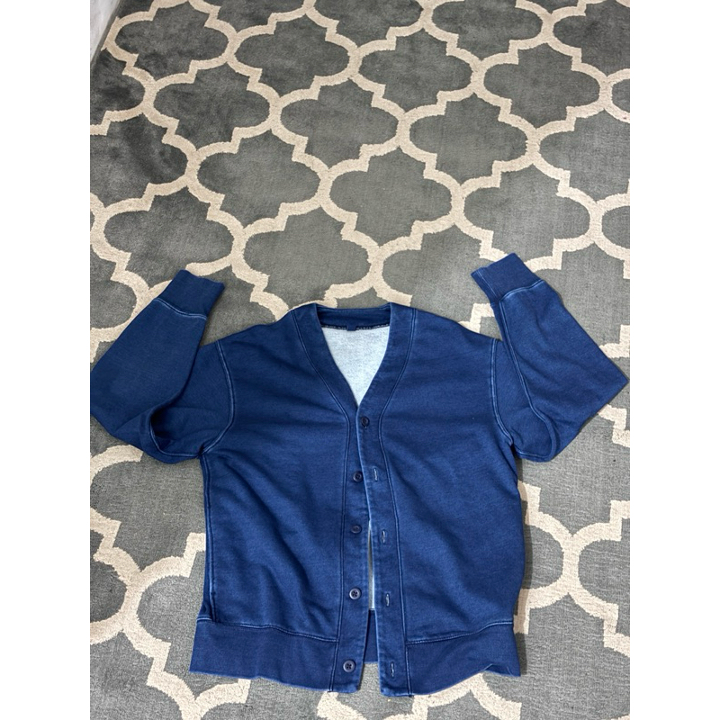 Cardigan Sweat UNIQLO preloved