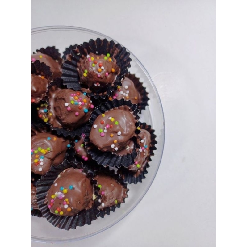 

KURCOK - KURMA COKLAT ORI TANPA ISI 200gr - Umma Nabil Shop