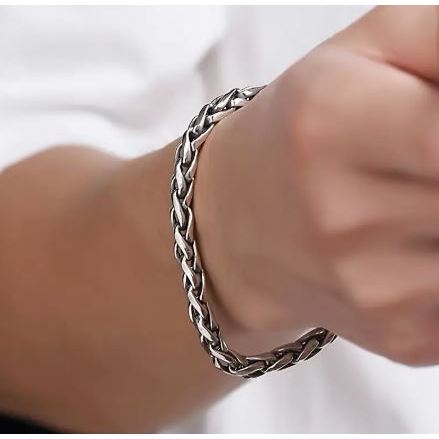 Gelang Rantai titanium Pria Motif Rantai Anyam Warna Silver/gelang titanium /Gelang Pria
