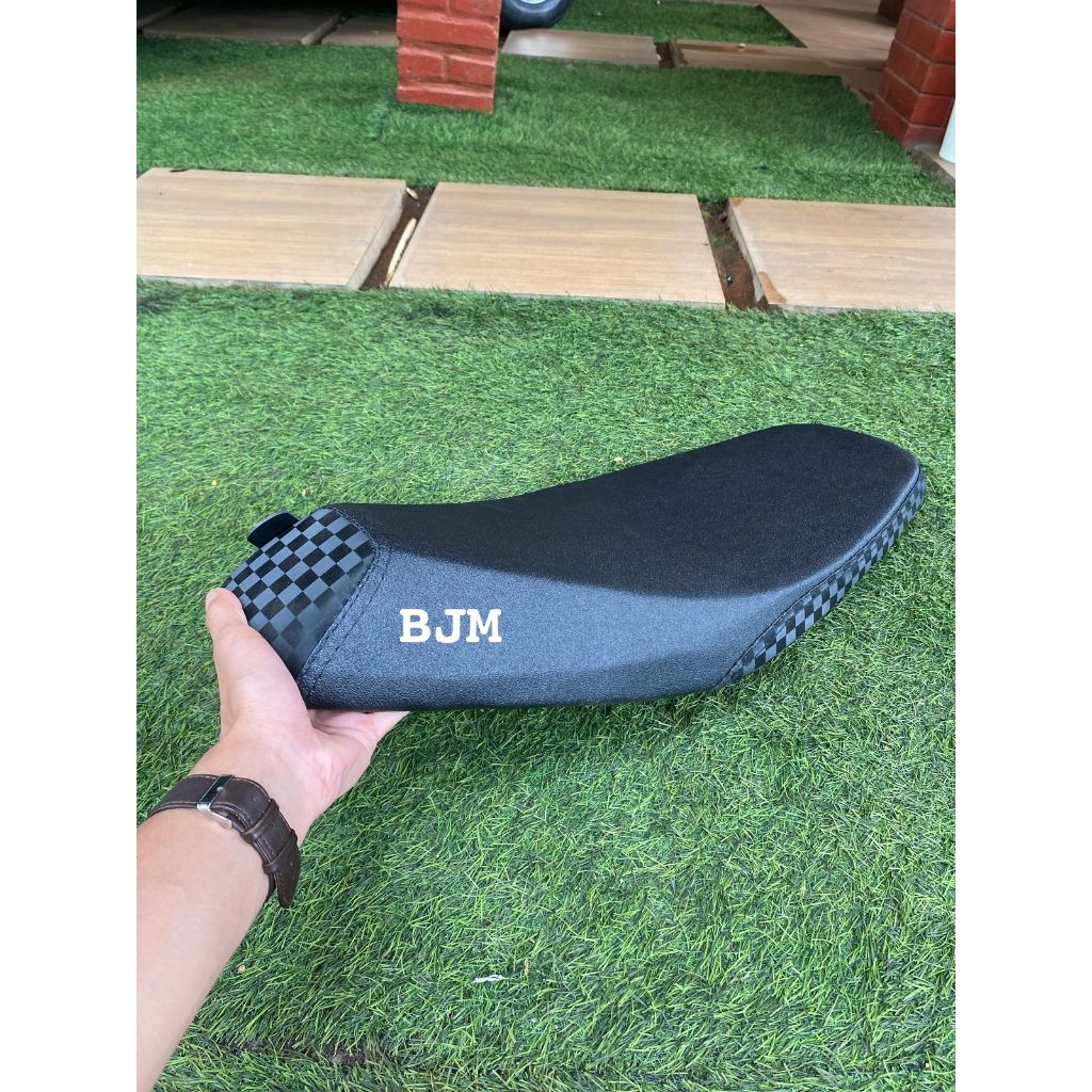 JOK VEGA R LAMA FIZ R/VEGA R NEW/VEGA ZR - JOK MODEL SLIM TIPIS KULIT AMPLAS CATUR