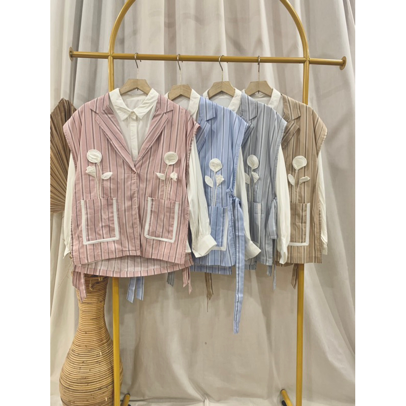 Hem + Vest Salur Bunga Wanita