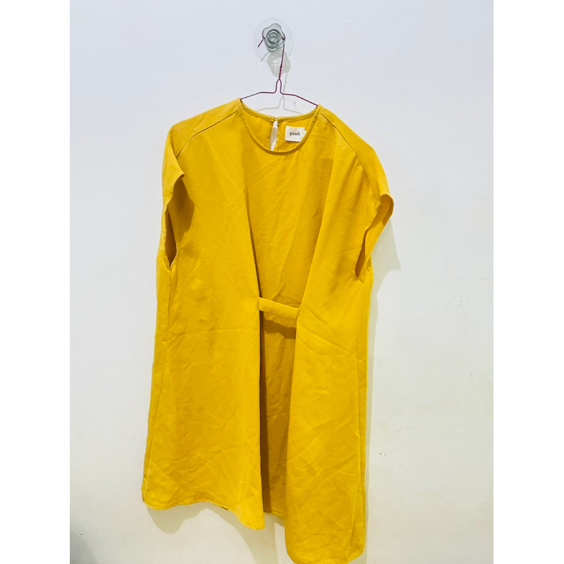 PRELOVED Baju Wanita Gaudi