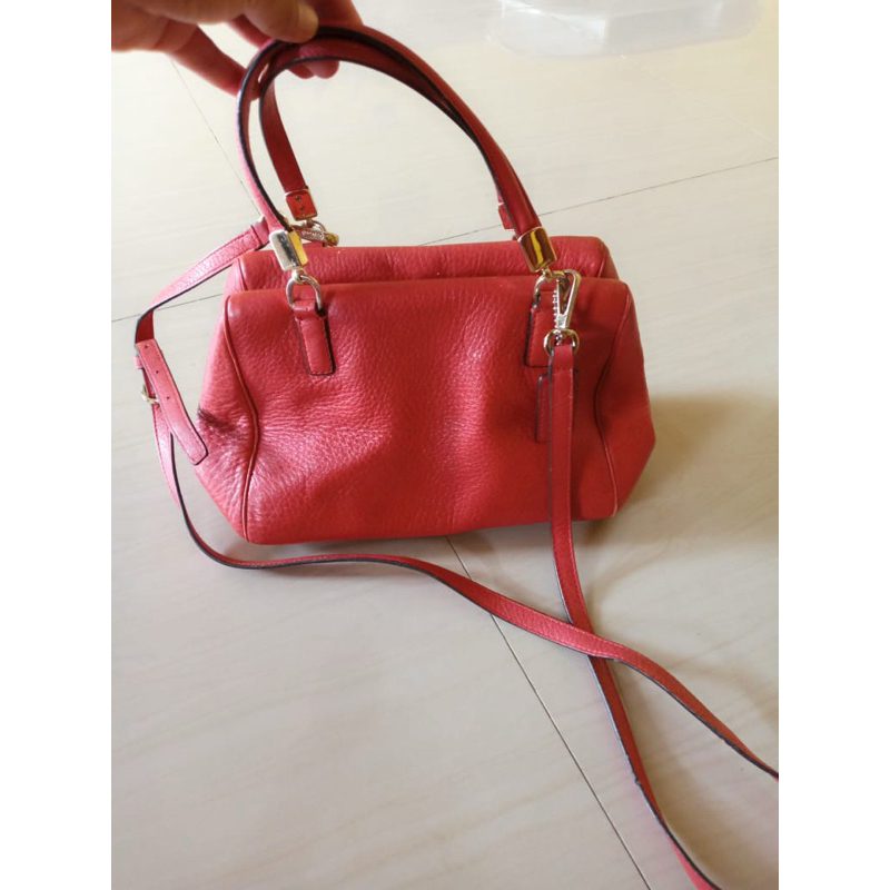 tas merah Preloved