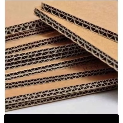 

kardus lembaran 30x25 cm polos tebal doubel wall