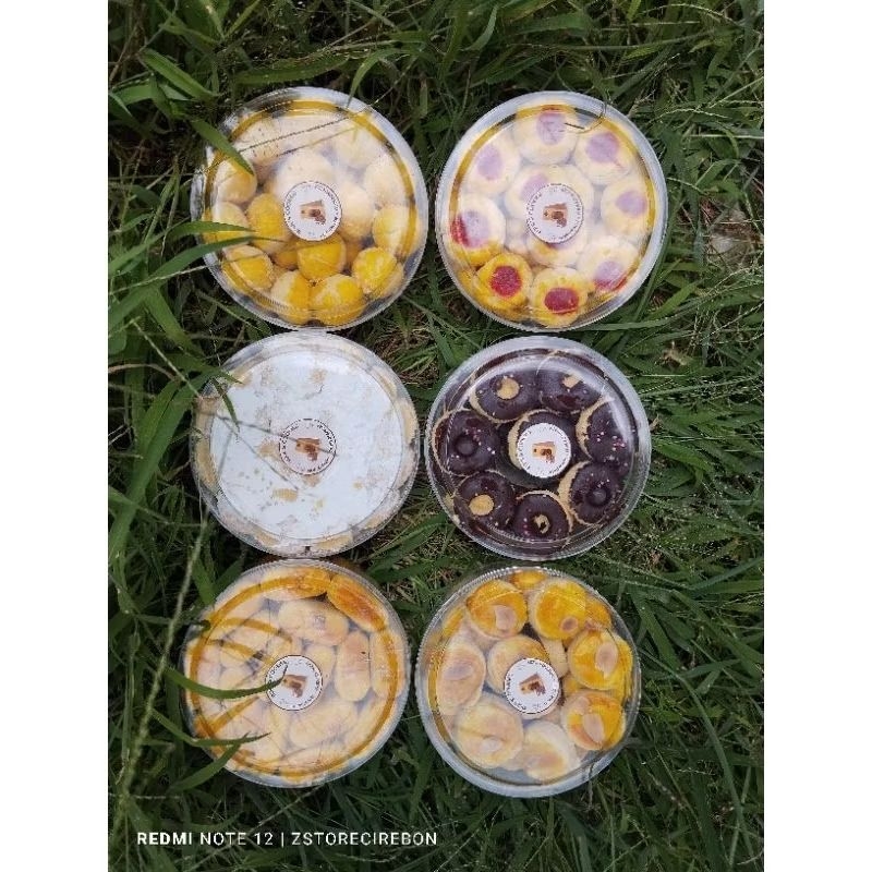 

Kue Kering Homemade Bijul's Cookies
