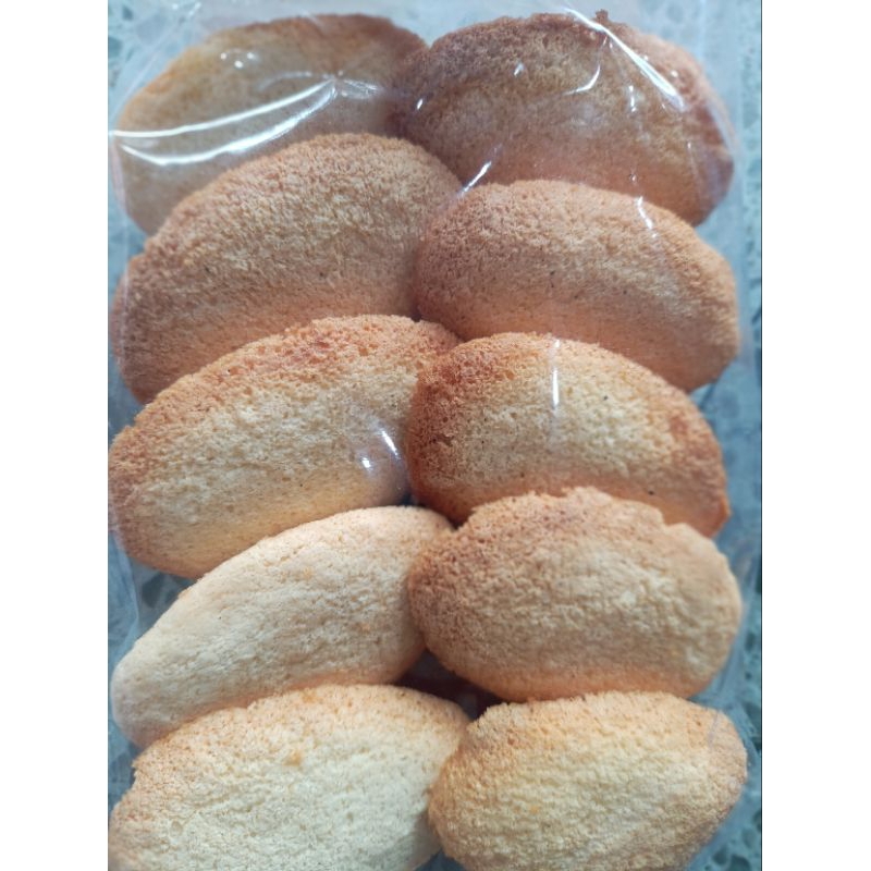 

cemilan manis enak renyah bolu kijing/kue cubit