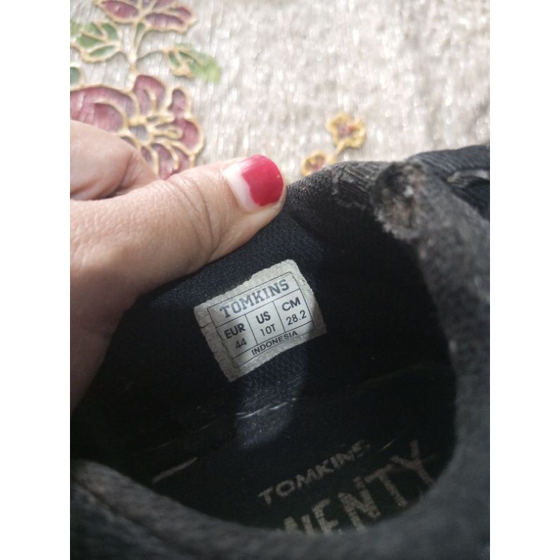 sepatu pria preloved