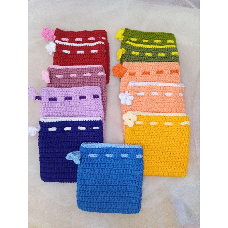 mini pouch rajut /pouch serut rajut