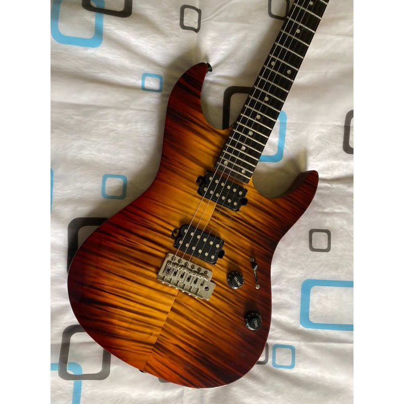 gitar ibanez az custom sunbrust