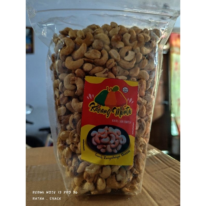 

kacang mete sulawesi