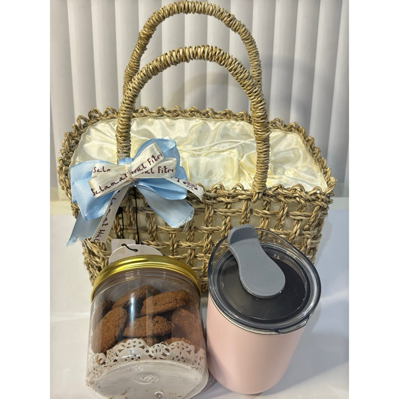 

MAHYRA Hampers / Eid Hampers / Hampers Idul Fitri Nastar & Coffee Tumblr