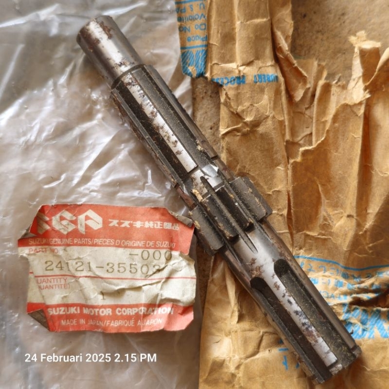 As gigi transmisi RC100. 24121-35503