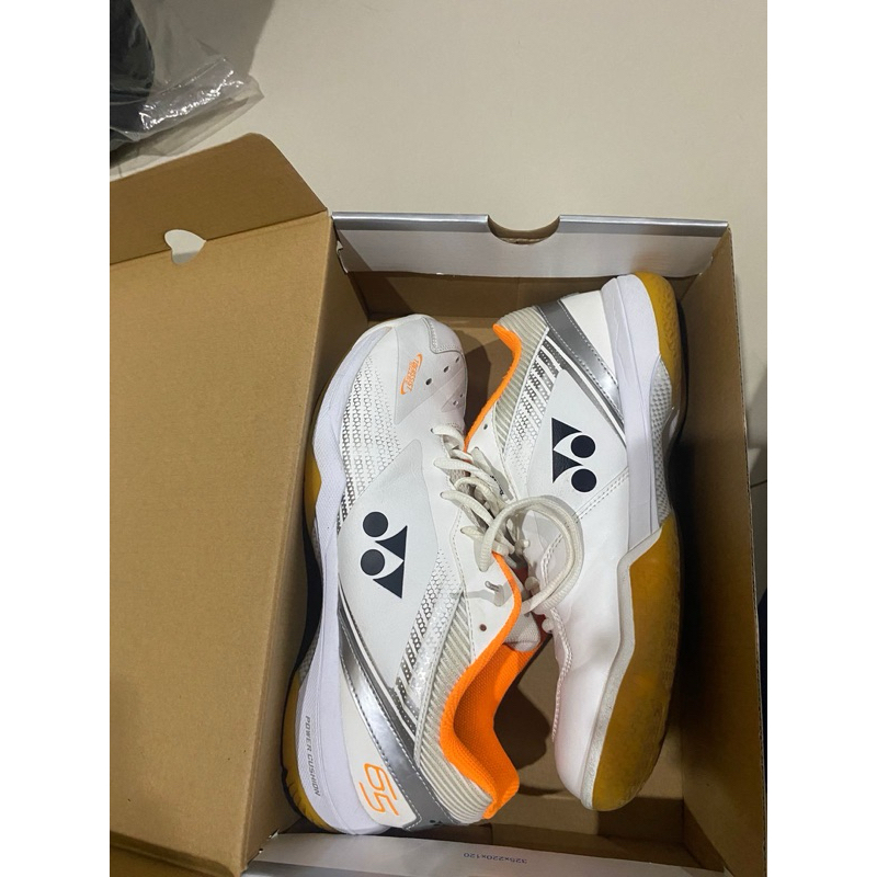 Sepatu yonex SHB 65Z3 wide putih orange original