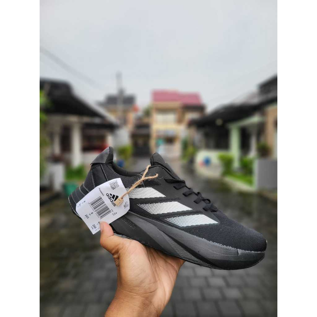 SEPATU RUNNING ADIDAS DURAMO RC