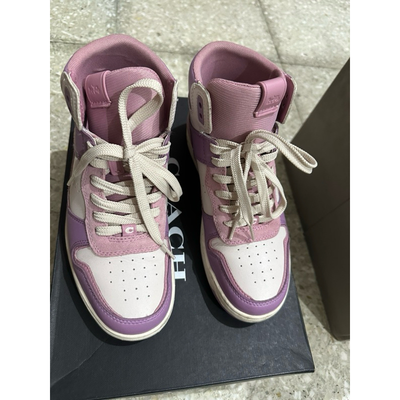 Preloved Sepatu Coach Hi Top Leather Warna Ungu Putih Ori