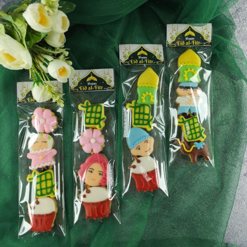 

Kukis Karakter, Kukis Hias Idul Fitri/Lebaran Isi 4 (minimal 10 pack)
