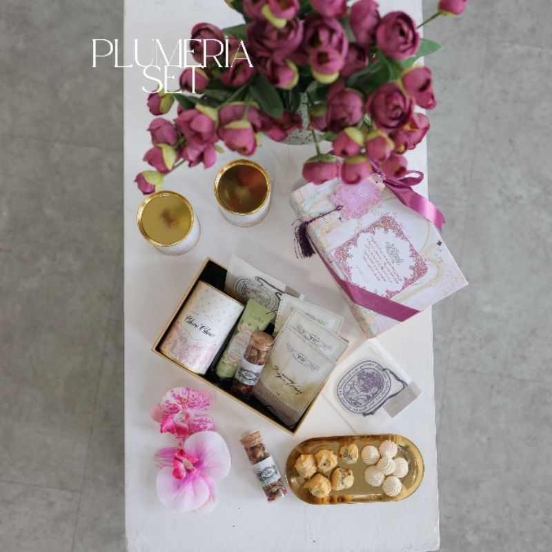 

PLUMERIA Eid Hampers Lebaran Idul Fitri