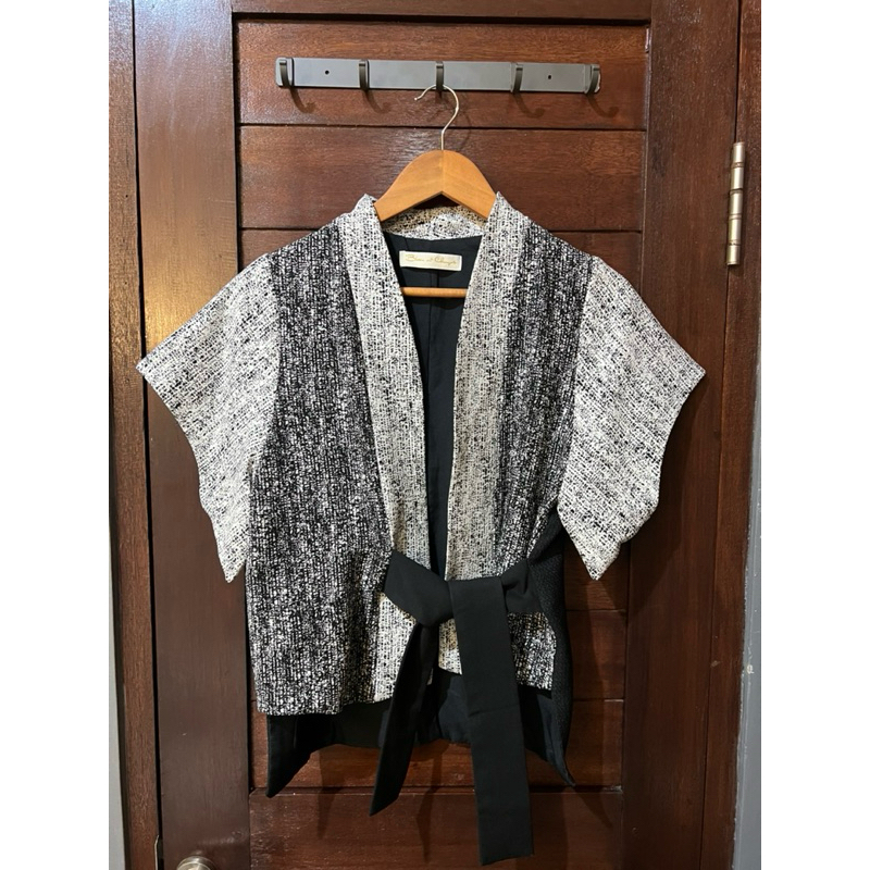 (Hb 1.5jt+) Bloom Et Champs Outer Preloved Like New / Formal Kimono Blazer Cardigan Blouse Top