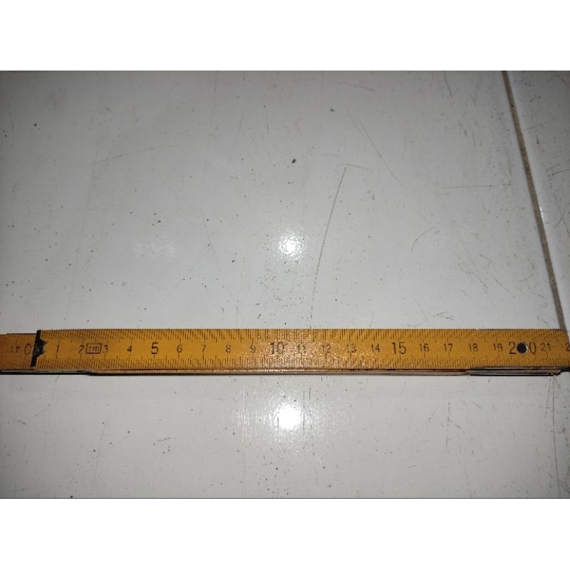 Meteran lipat kayu 1 meter (barang sesuai foto)