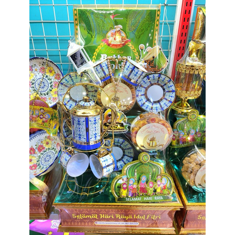 

parcel hampers idul fitri lebaran 2025 tea set mix kue kering