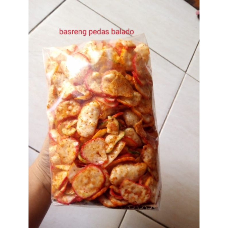 

kerupuk seblak pedas gurih
