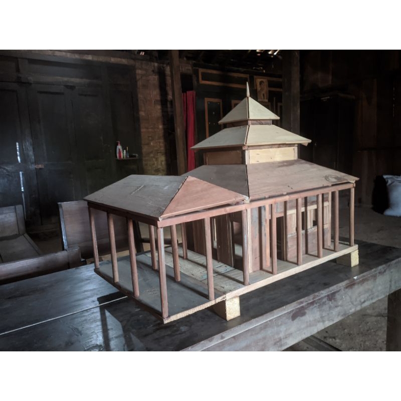 miniatur masjid agung Demak