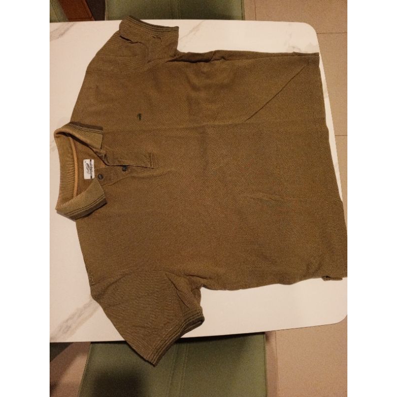 kaos berkera pria crocodile uk XL