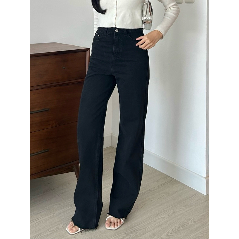 BOMI JEANS IN BLACK – OUDRE | Celana Panjang Jeans Wanita | Highwaist Straight Jeans | HW Jeans